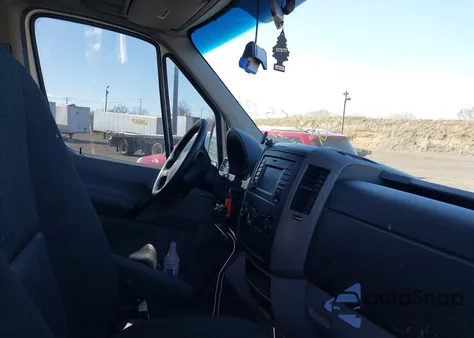 2016 Mercedes-Benz Sprinter 2500 High Roof/High Roof from USA, damaged, VIN 8BTPE8DD8GE127208